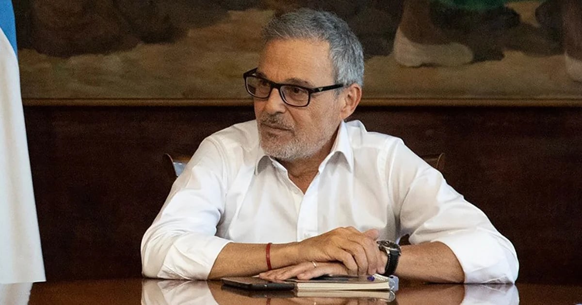 El ministro de Salud denunció presiones de parte de los laboratorios por la producción de la vacuna contra el dengue