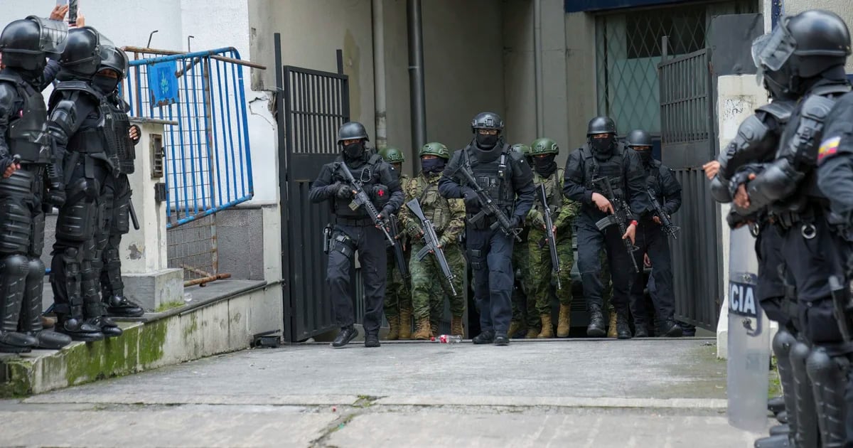 ¿Qué derecho internacional violó Ecuador tras la irrupción de la policía en la Embajada de México?