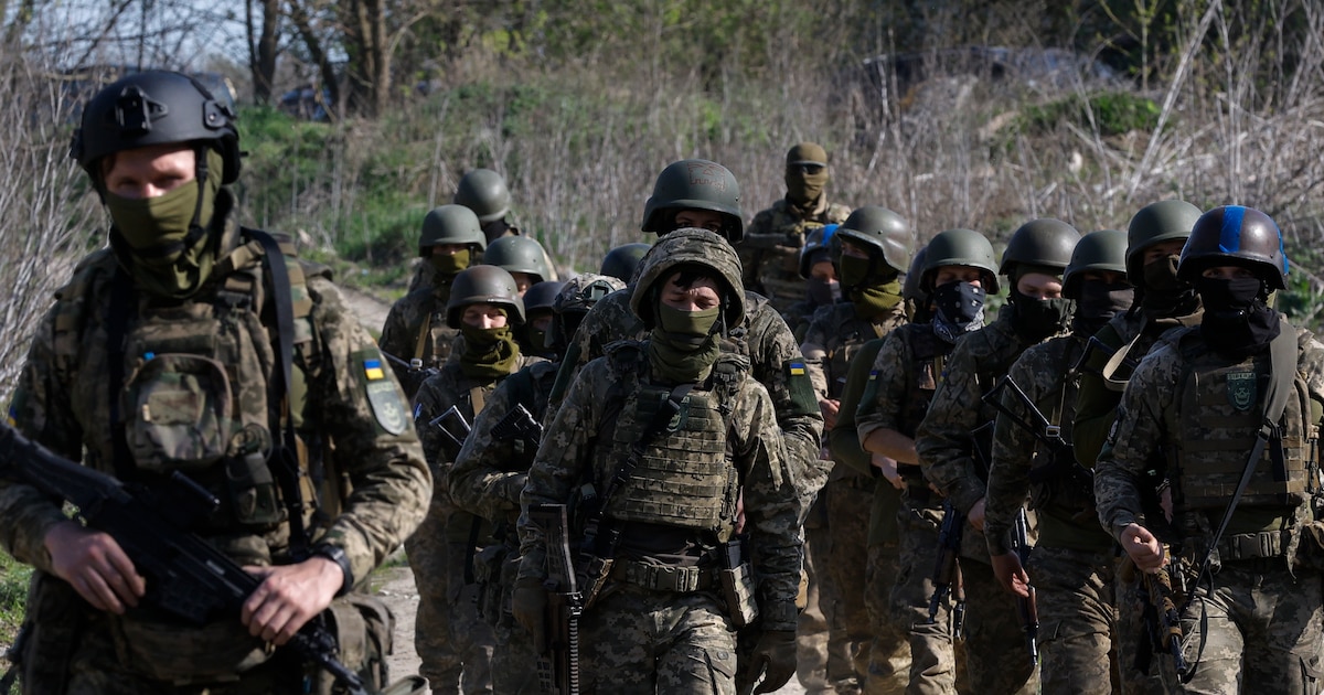 Ucrania anunció una investigación por la ejecución de 16 prisioneros de guerra a manos del ejército ruso